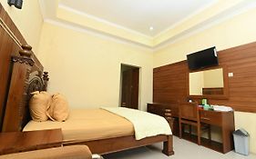Mcm Hotel Wisata Bojonegoro